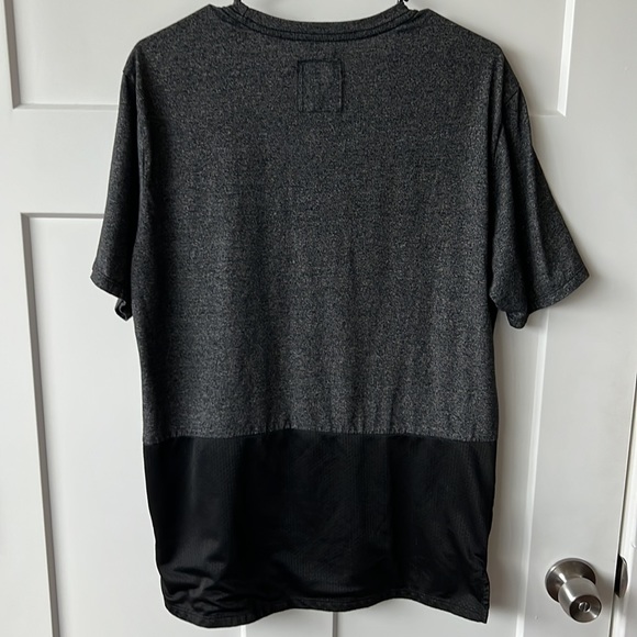 On The Byas Jersey Tee Black and Grey Size Medium - Picture 2 of 5